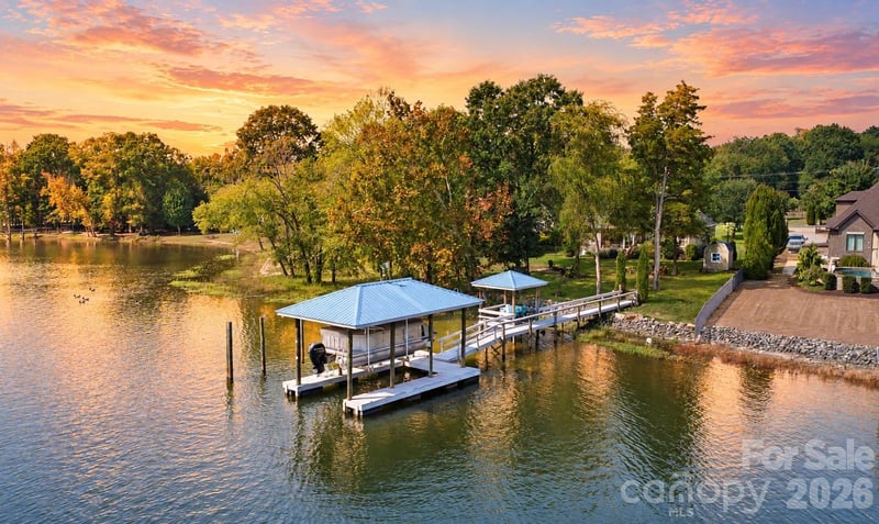 844 Armstrong Rd, Belmont, NC 28012
