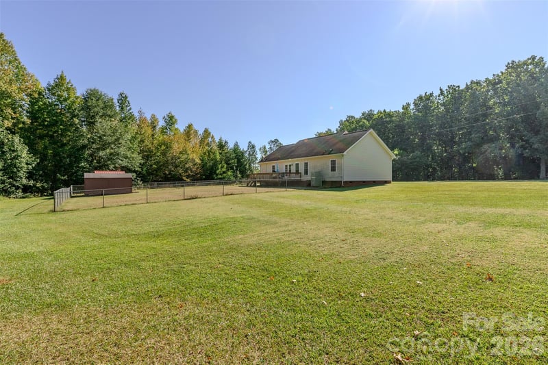 210 Paw Jims Rd, Kings Mountain, NC 28086