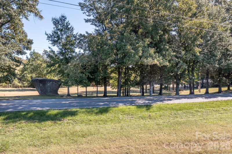 6770 Hudspeth Rd, Harrisburg, NC 28075