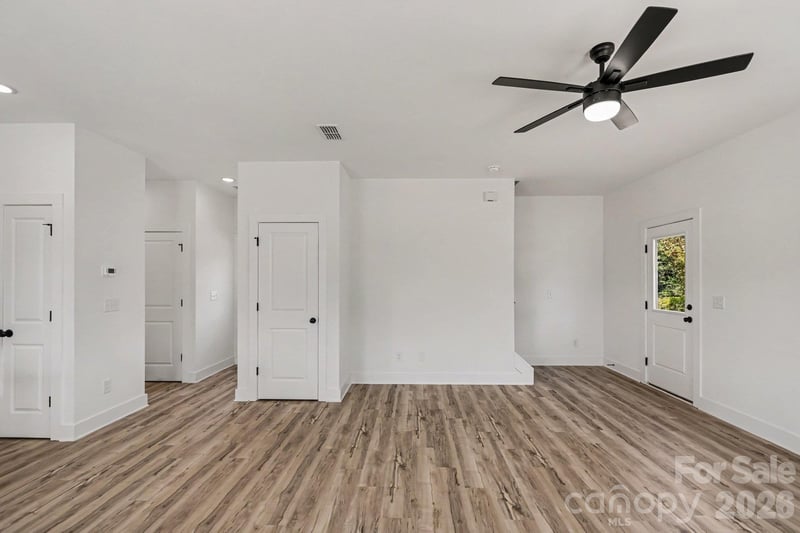 1179 Lauren Marie Ct, Gastonia, NC 28052