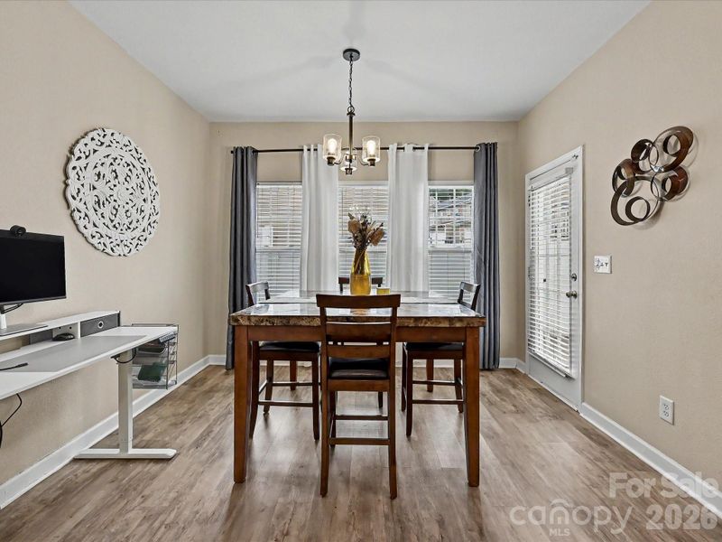 334 Bridal Veil Dr, Charlotte, NC 28217