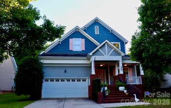 5809 Mantario Dr, Charlotte, NC 28269