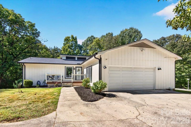 16 Cove Creek Pl SE, Concord, NC 28025