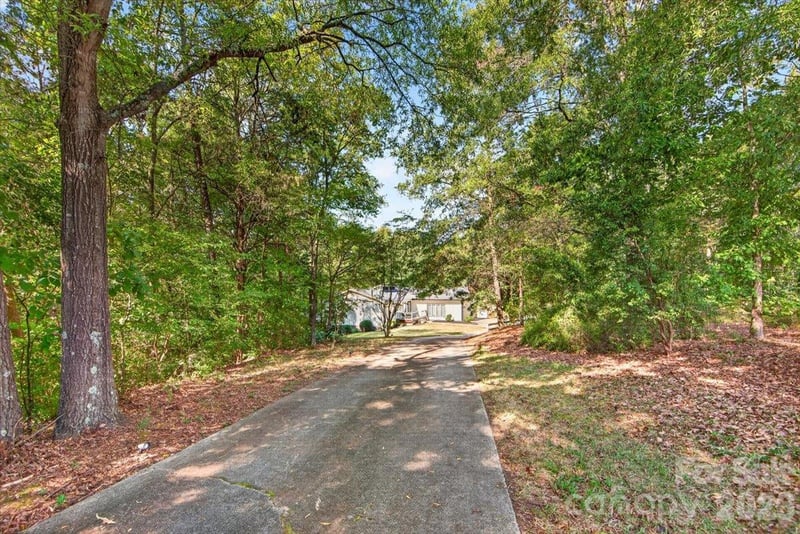 16 Cove Creek Pl SE, Concord, NC 28025