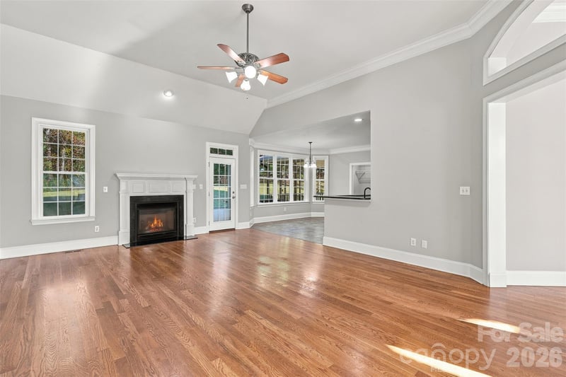 172 Honeysuckle Creek Loop, Mooresville, NC 28117