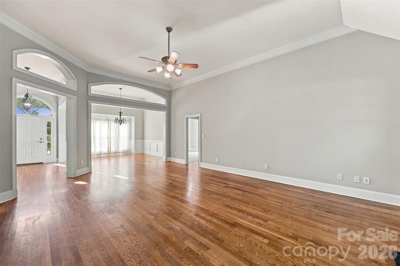 172 Honeysuckle Creek Loop, Mooresville, NC 28117