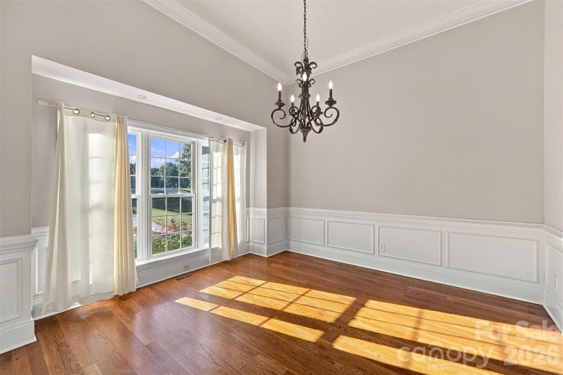 172 Honeysuckle Creek Loop, Mooresville, NC 28117