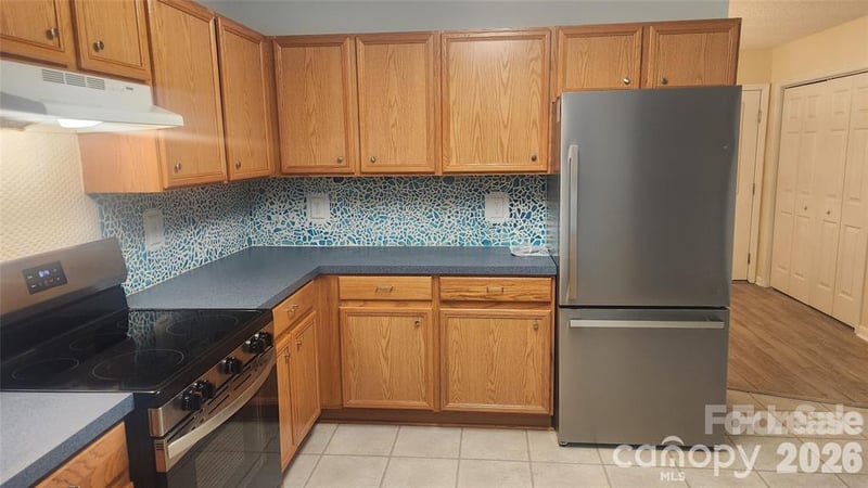110 Steam Engine Dr #204, Mooresville, NC 28115
