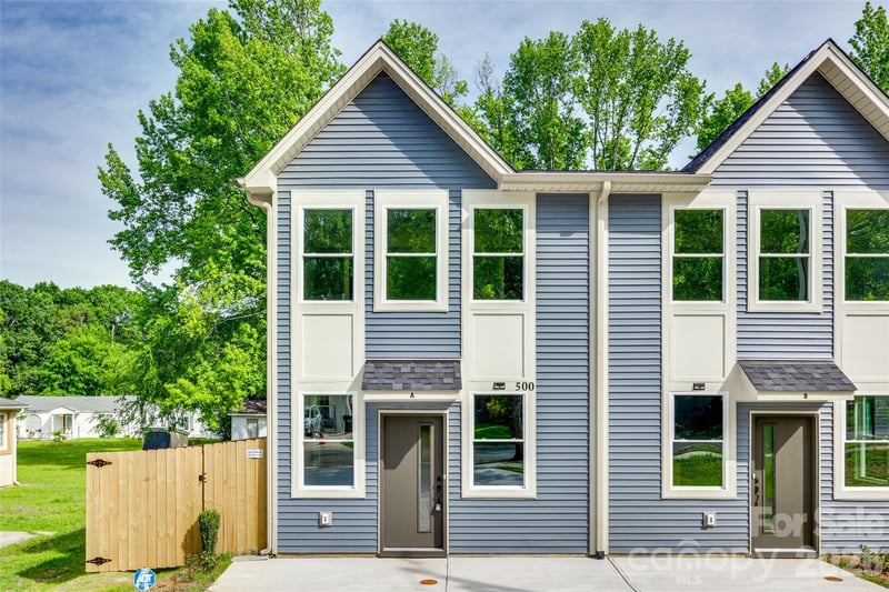 500 Dawn Cir, Charlotte, NC 28213