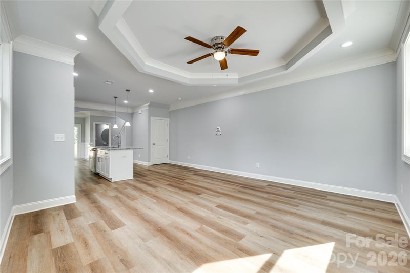 500 Dawn Cir, Charlotte, NC 28213