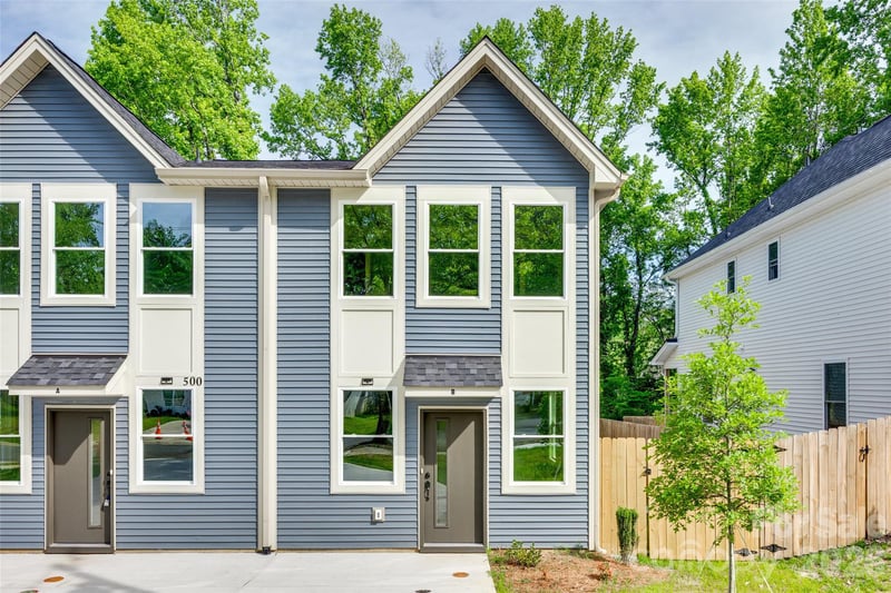 500 Dawn Cir, Charlotte, NC 28213