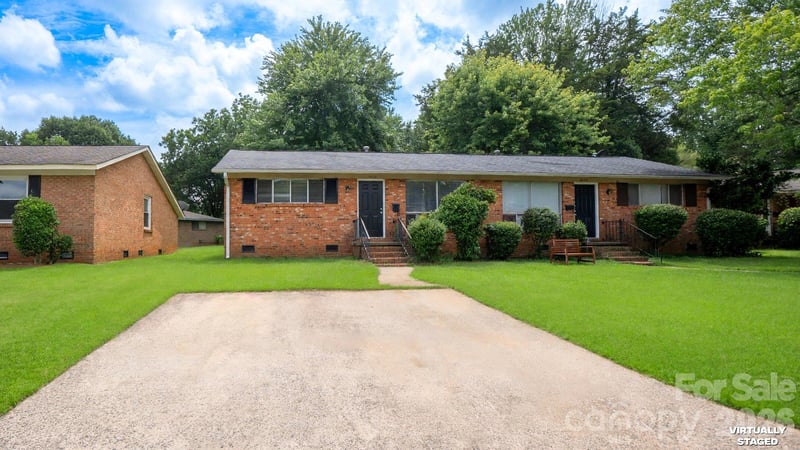 4926 Malibu Dr, Charlotte, NC 28215