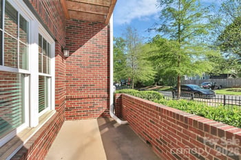 1420 W 4th St, Charlotte, NC 28208