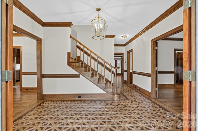 3715 Monique Ln, Charlotte, NC 28210