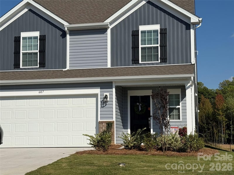 607 Hot Springs Dr, Kannapolis, NC 28081