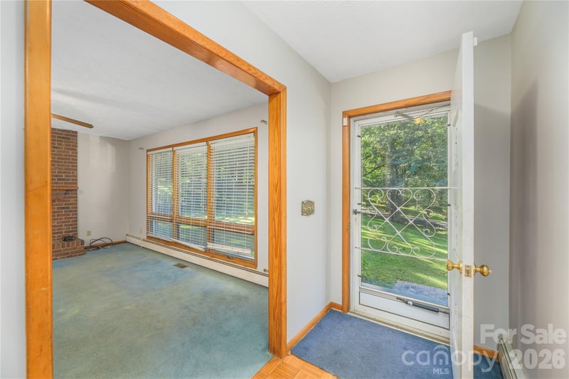 2882 Butler Bridge Rd, Mills River, NC 28759