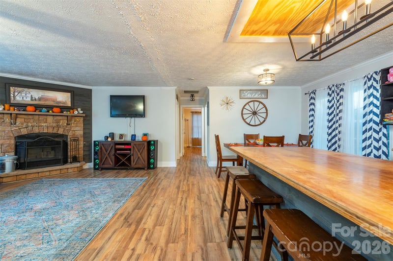 12 Stoney Creek Ln, Candler, NC 28715