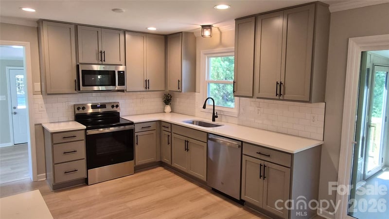 3268 Hoke Rd, Heath Springs, SC 29058