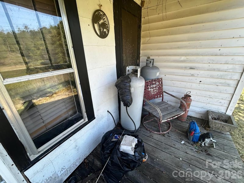 2635 Lower Gabriels Creek Rd, Mars Hill, NC 28754