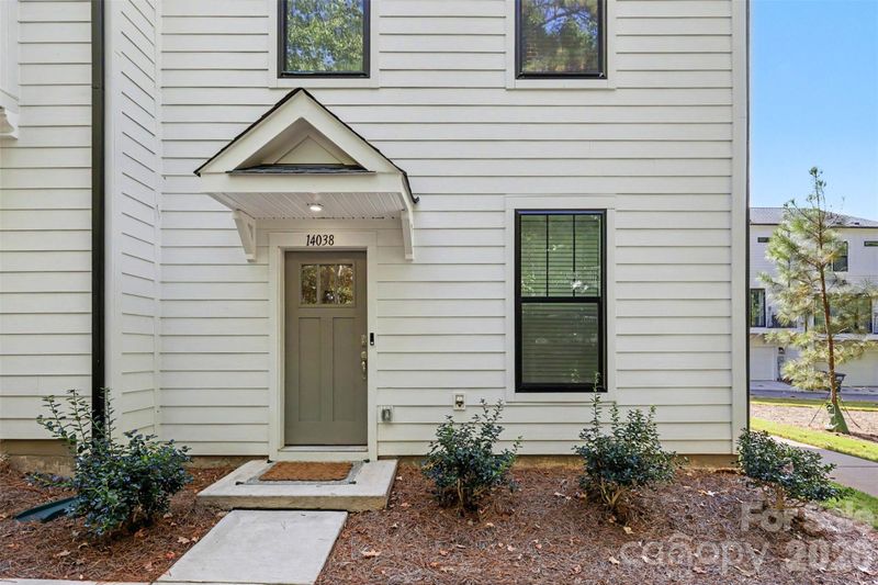 14038 Felix Ln, Charlotte, NC 28277