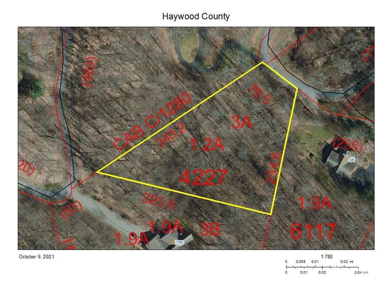 200 Village Ln #3A, Waynesville, NC 28786