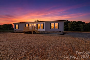 136 Speaks Rd, Olin, NC 28660