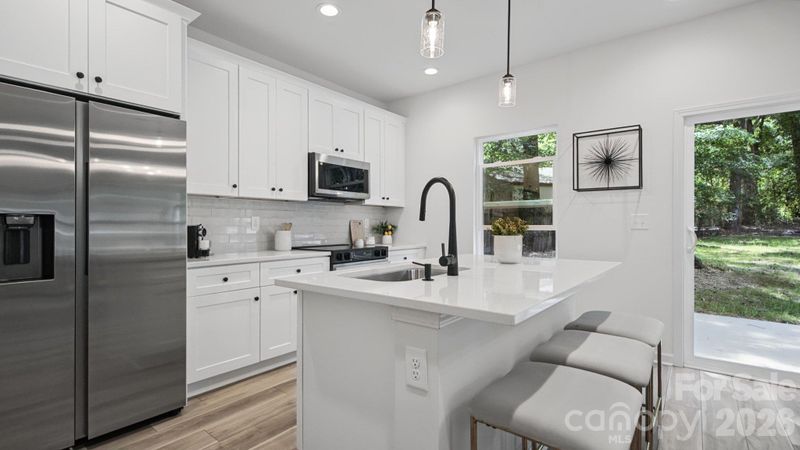 6819 Mint St, Charlotte, NC 28214
