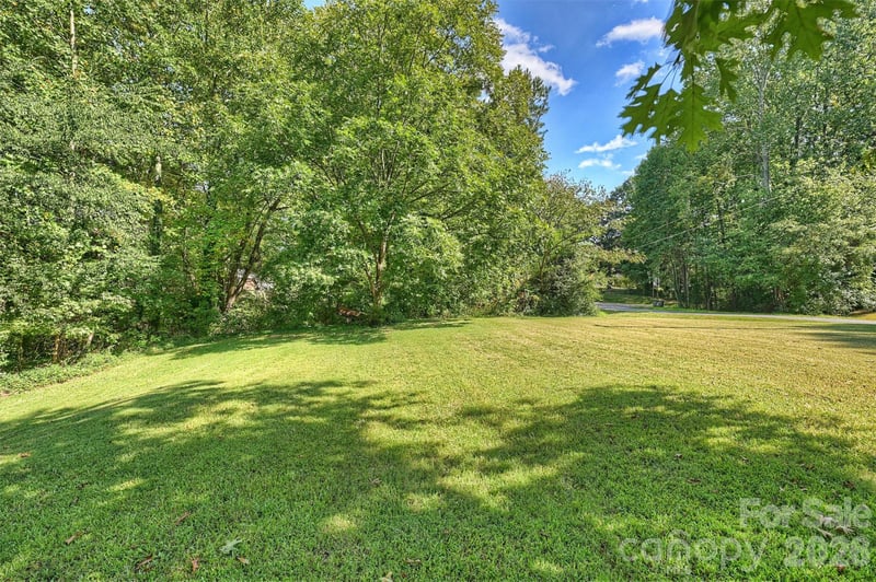409 Lyndon St, Kannapolis, NC 28083