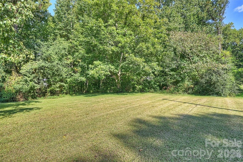 409 Lyndon St, Kannapolis, NC 28083