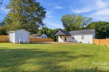 3228 Barfield Dr, Charlotte, NC 28217