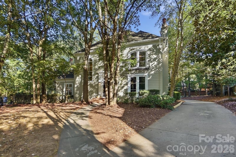 3501 Castellaine Dr, Charlotte, NC 28226