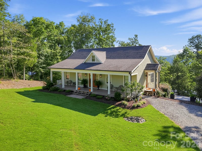 180 Duck Cove Rd, Belmont, NC 28012