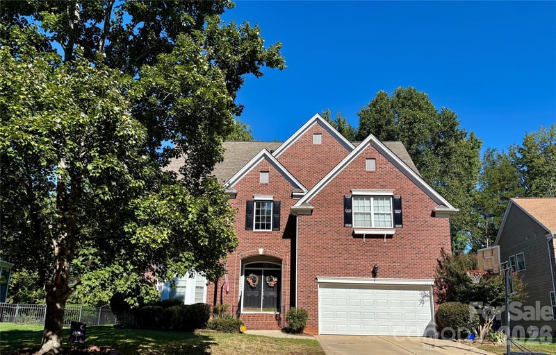 105 Coburn Ct, Fort Mill, SC 29715