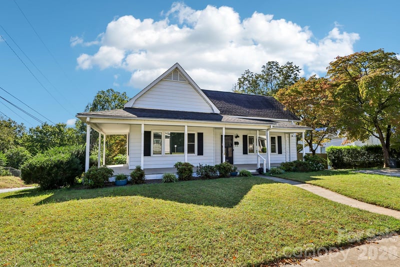68 Meadow Ave, Concord, NC 28025