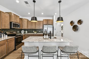7533 Ethora Way, Charlotte, NC 28216