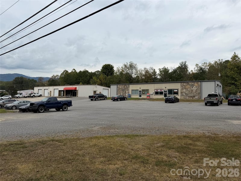 2017 Smokey Park Hw, Candler, NC 28715