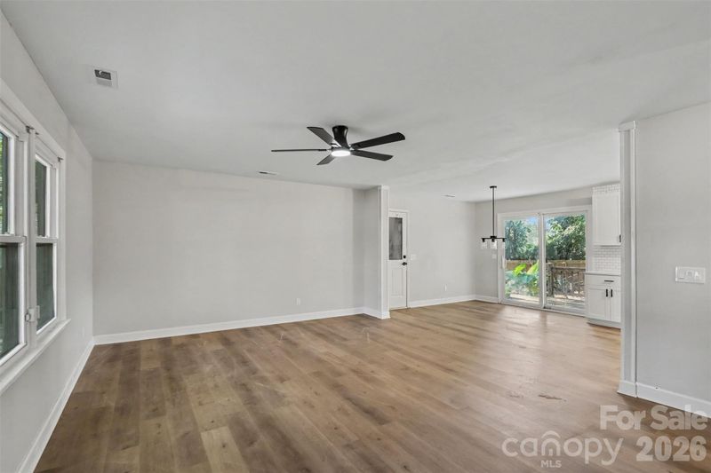 3758 Fieldcrest Cir NW, Concord, NC 28027