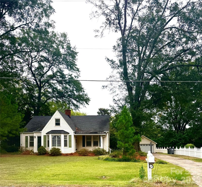 2205 Pennsylvania Ave, Kannapolis, NC 28083