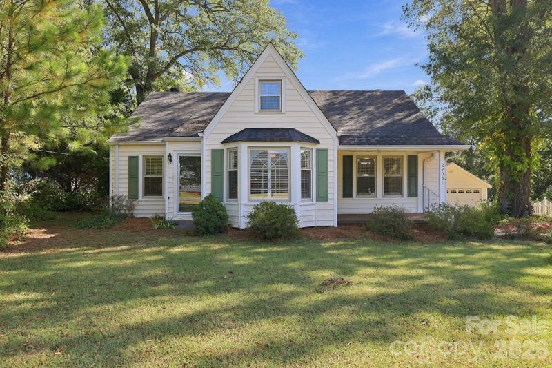 2205 Pennsylvania Ave, Kannapolis, NC 28083
