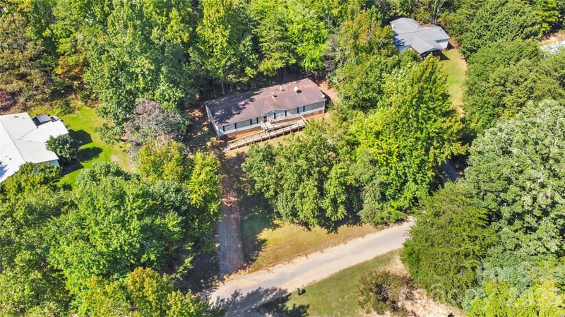 3285 Falcon Ridge Rd, Maiden, NC 28650