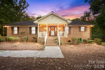 16208 Deepwood Pl, Indian Trail, NC 28079