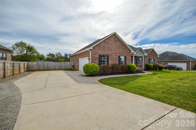 2330 Fay Jones Rd #4, Denver, NC 28037