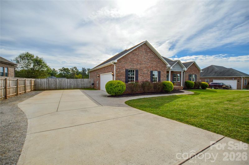 2330 Fay Jones Rd, Denver, NC 28037