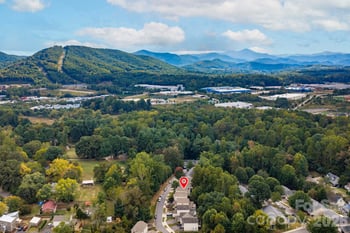 62 Kirby Rd, Asheville, NC 28806