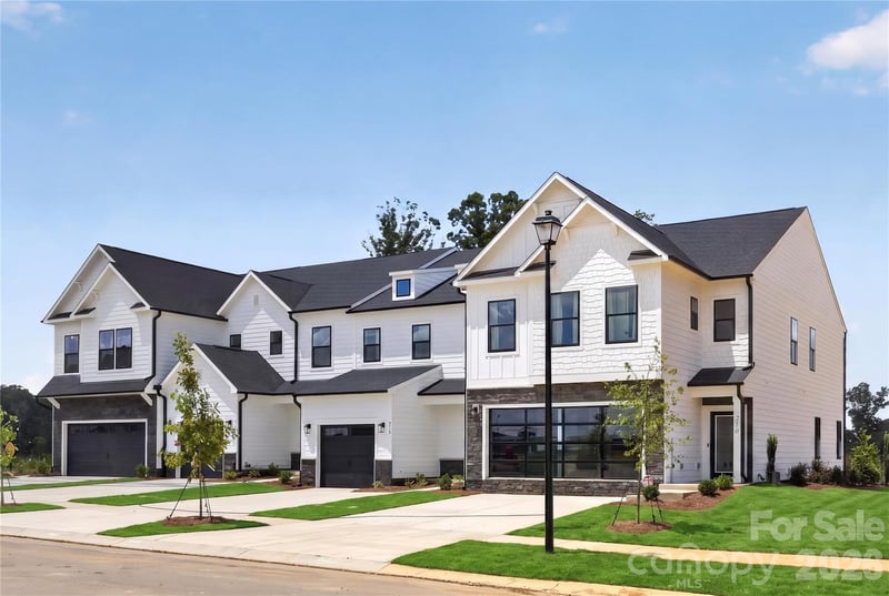305 Northern Star Dr #4, Monroe, NC 28110