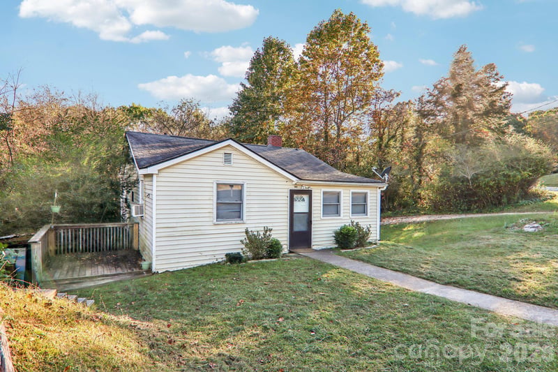 1991 - 1993 Plott Creek Rd, Waynesville, NC 28786