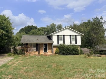 206 King Henry Ln, Gastonia, NC 28056