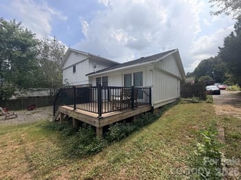 206 King Henry Ln, Gastonia, NC 28056