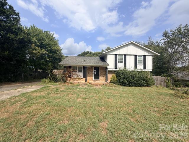 206 King Henry Ln, Gastonia, NC 28056