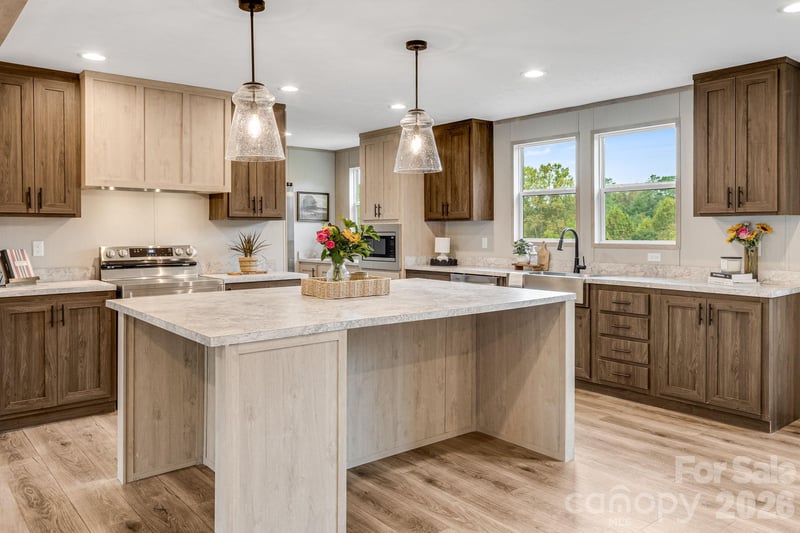 823 Jupiter Rd, Weaverville, NC 28787